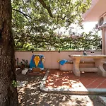 Calagonone Con Giardino E Barbecue